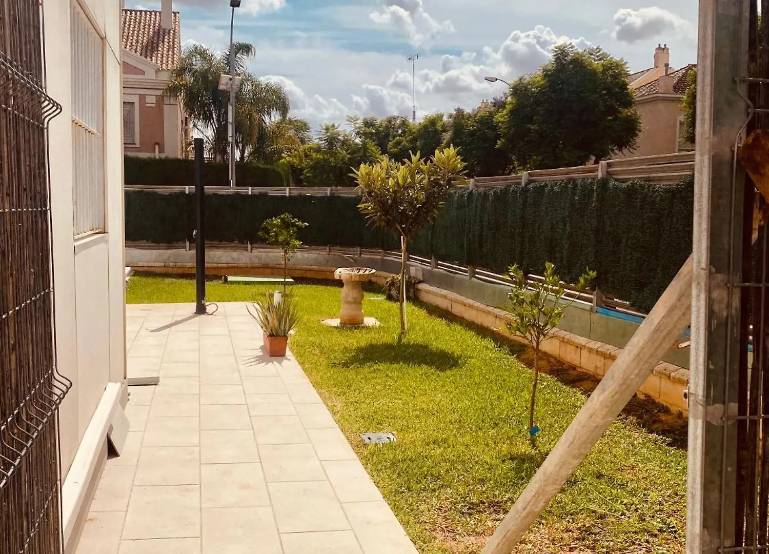 Homestay Privada Amplia Apartment Montequinto Spain